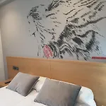Arts - Gasteiz Centro Отель 2*