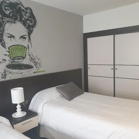 Arts - Gasteiz Centro Szálloda 2*