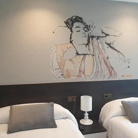 Arts - Gasteiz Centro 酒店 2*